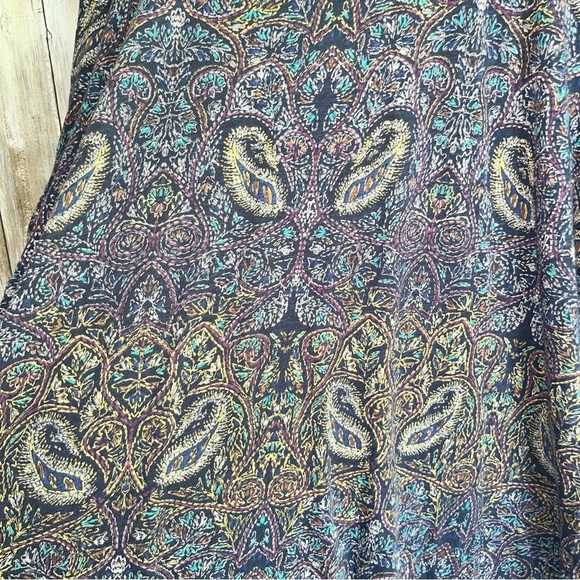 Lucky Brand Paisley Slit Back Boho Tee - Picture 4 of 6